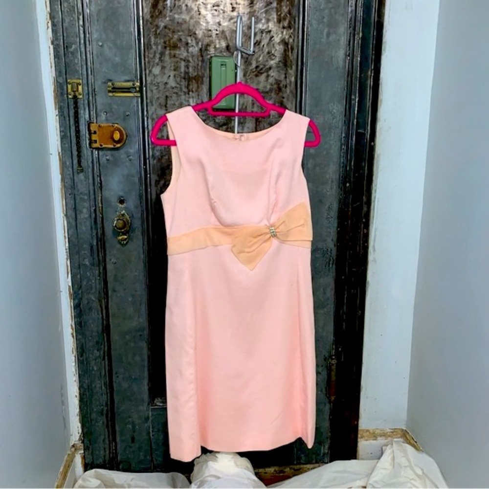 M L Vintage Sz 14 50s 60s Elinor Gay pink sleeveless knee length sheath dress wi